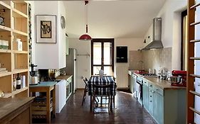 Grande Appartamento In Area Storica Di Bergamo